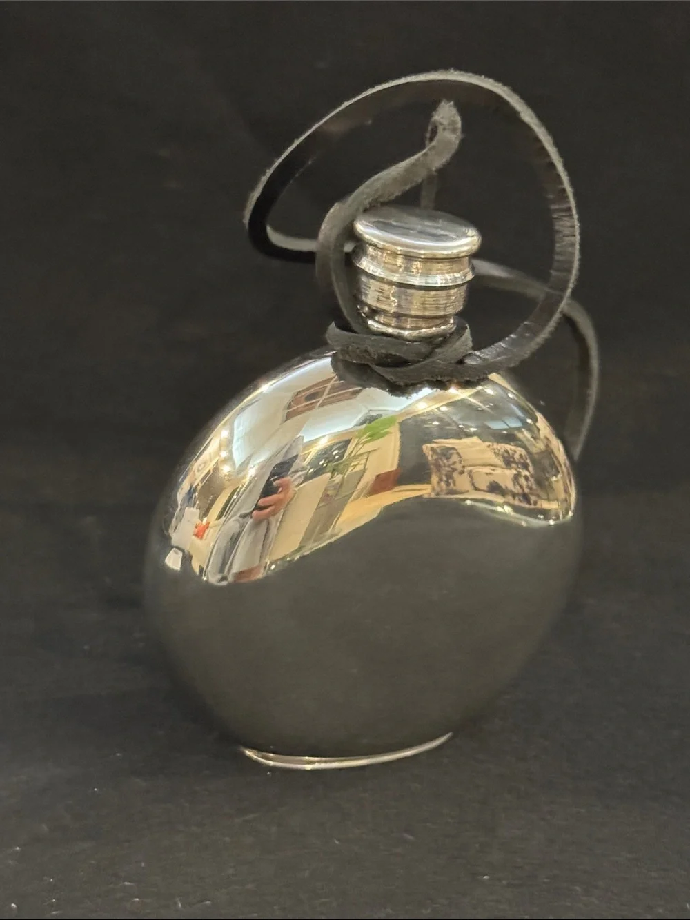 NIB Singletree Octopus Emblem Fine Pewter Flask Necklace - Silver